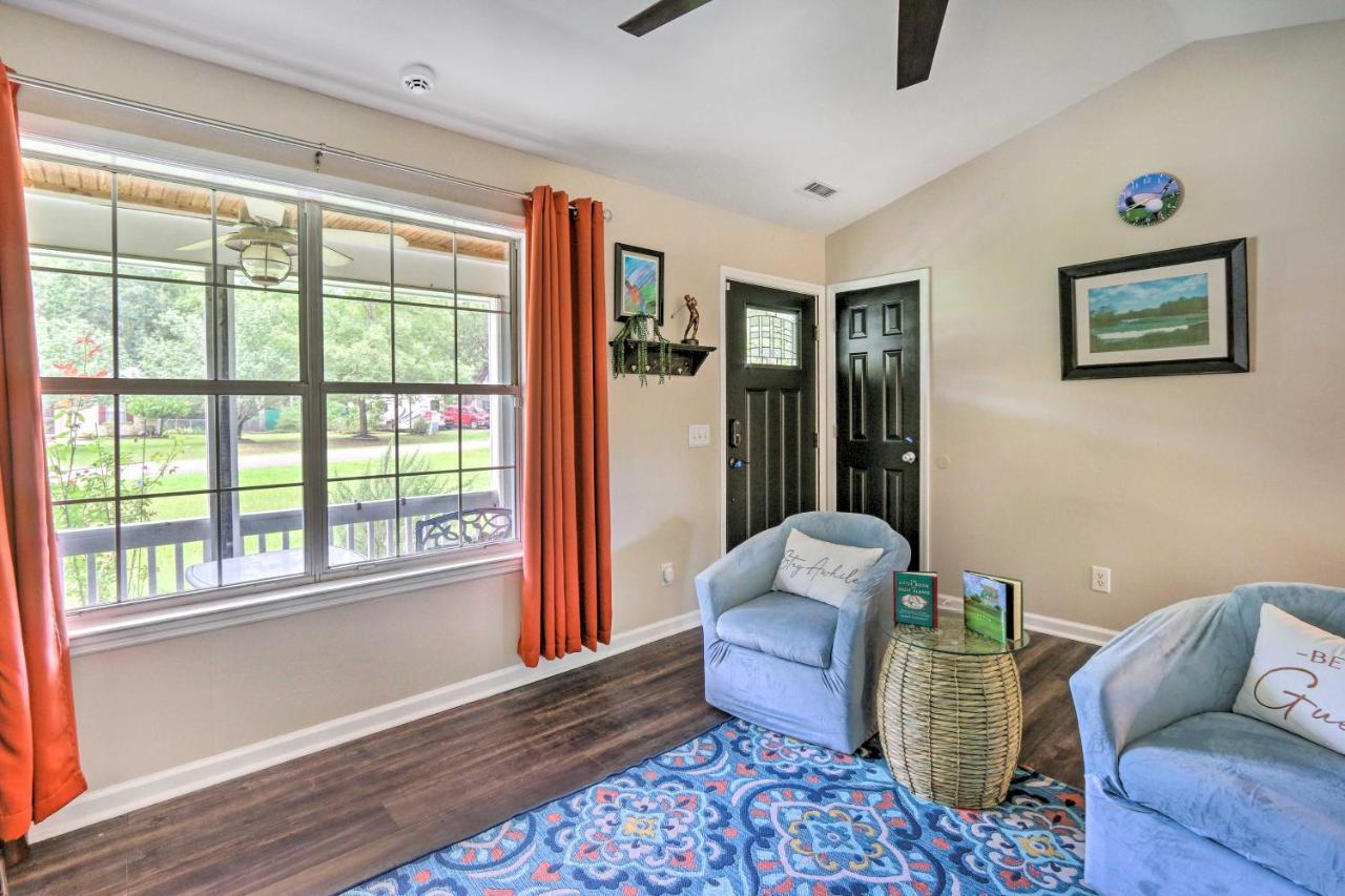 Peaceful Beaufort Home With Front Porch And Grill Esterno foto